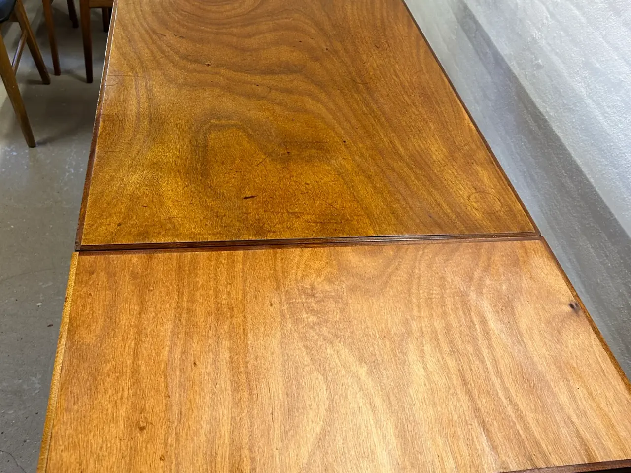 Billede 5 - Klassisk dansk udtræksbord i teak/palisander (1960