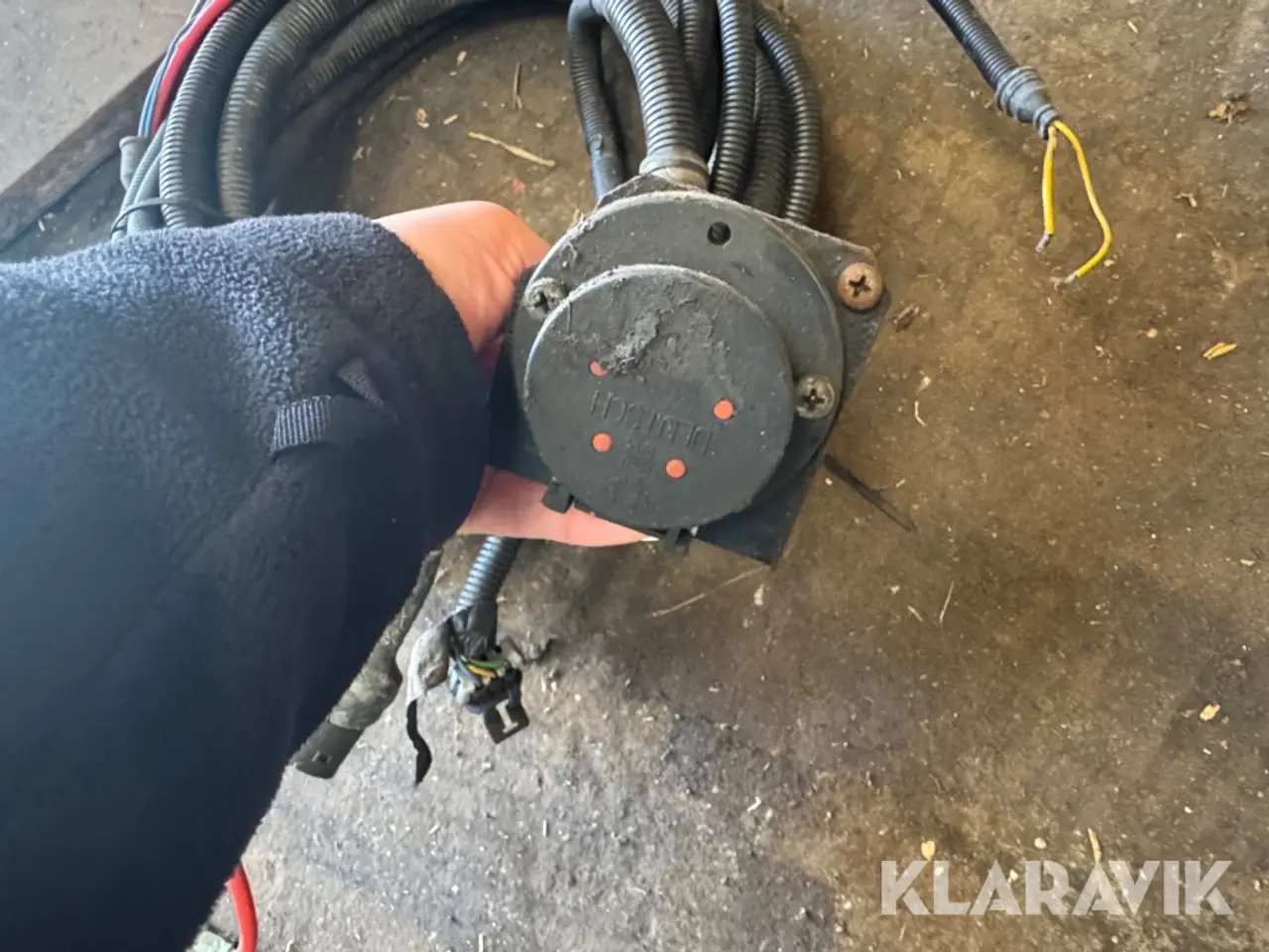 Billede 4 - Lift arme - ISO stik med kabel og presser
