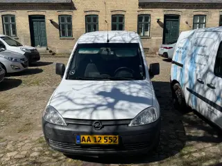 Billig varebil kører perfekt