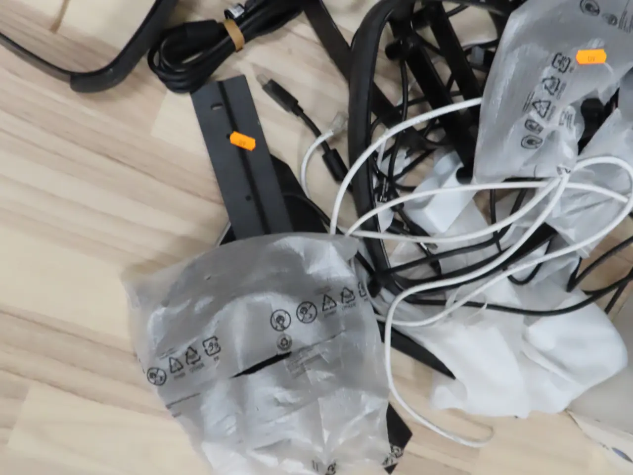 Billede 3 - Div. elektronik tilbehør samt displayport kabler
