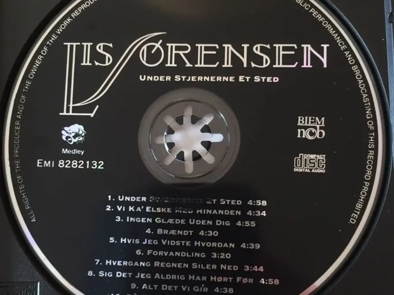Billede 2 - Lis Sørensen: Under stjernerne et sted