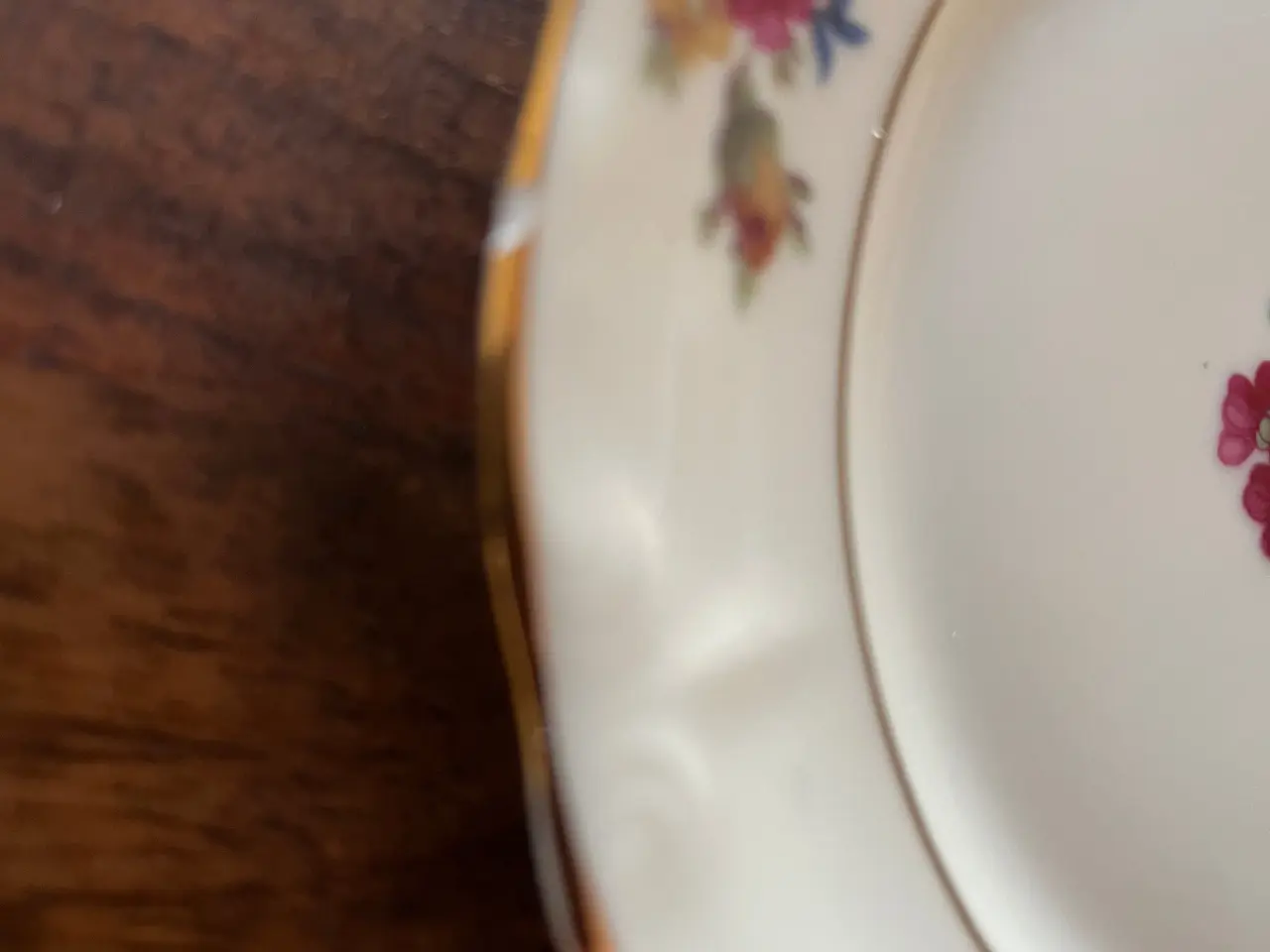 Billede 2 - Kaffekopper og kagetallerkner