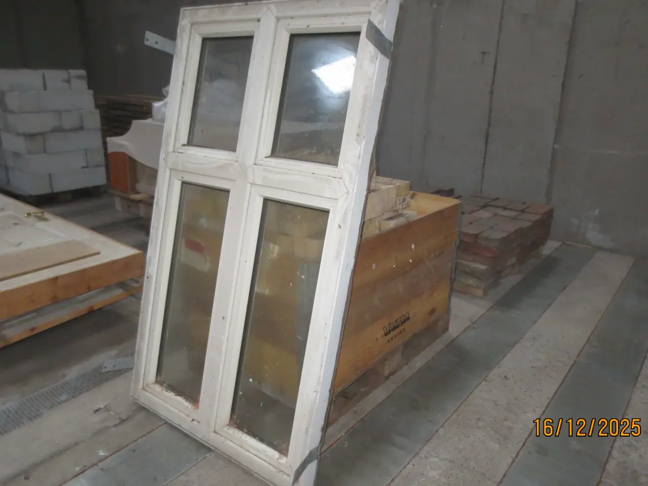 Billede 1 - 5 stk Plast vinduer med Thermo ruder 