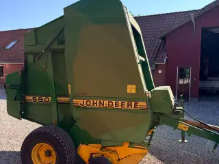 John deere 590
