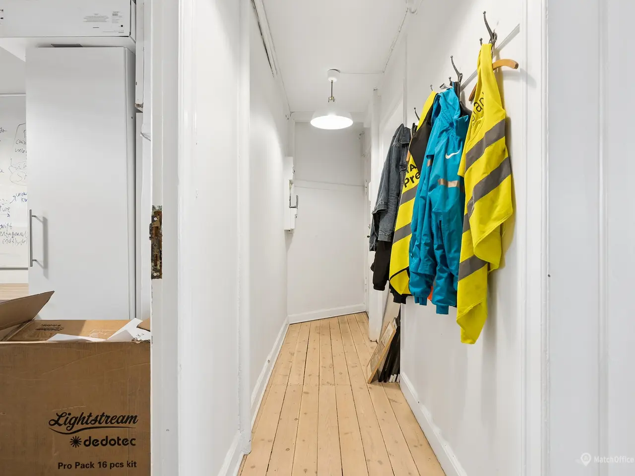 Billede 20 - Fredeligt kontor bag Vesterbros levende gader
