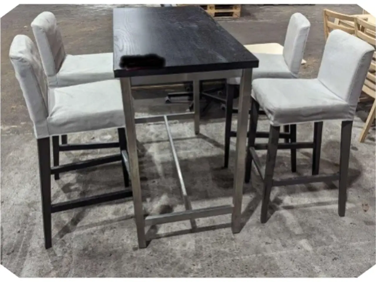 Billede 1 - Barbord chrome sort og 4 stk. fra Ikea stole