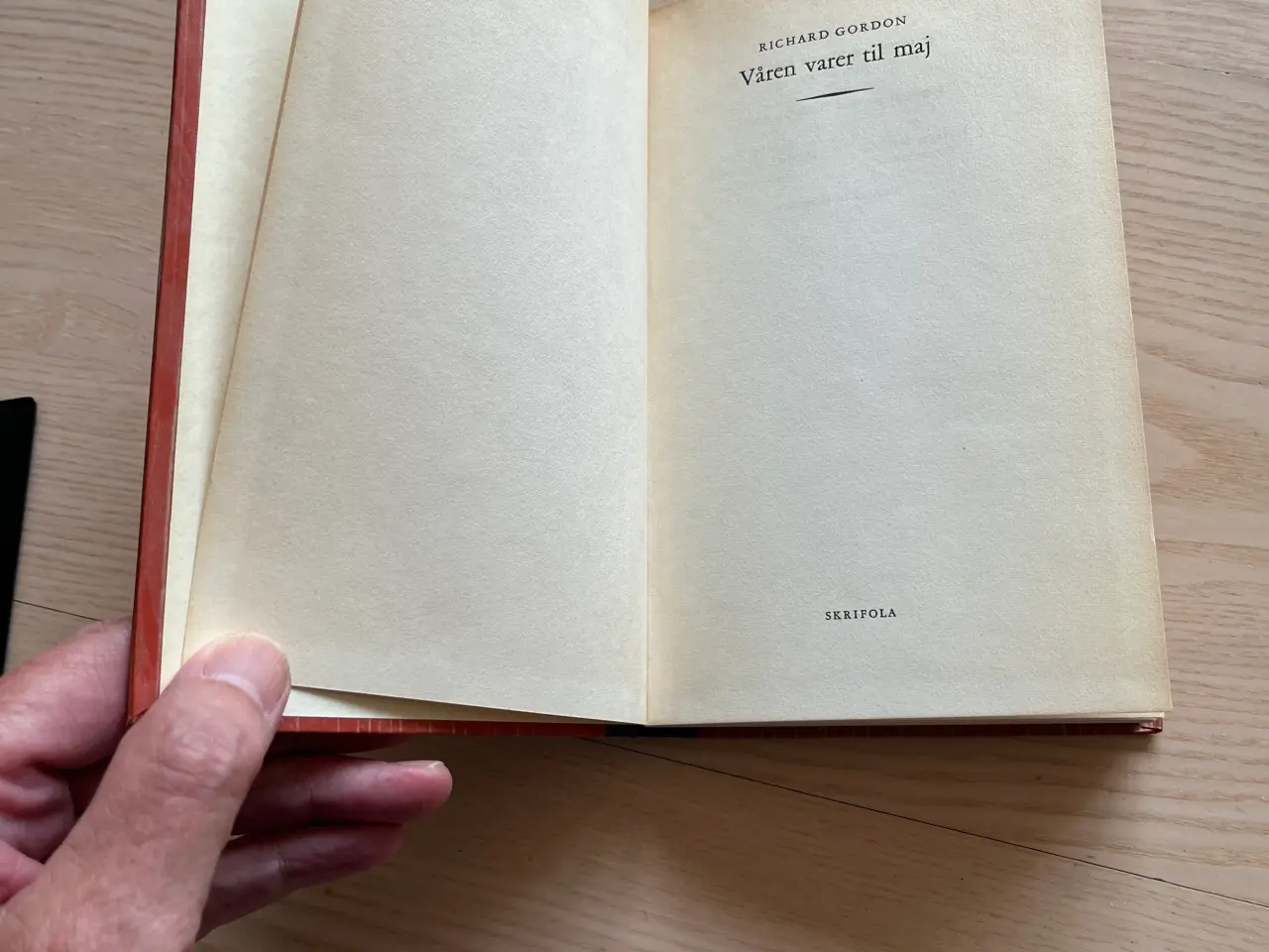 Billede 2 - Våren varer til maj - af Richard Gordon