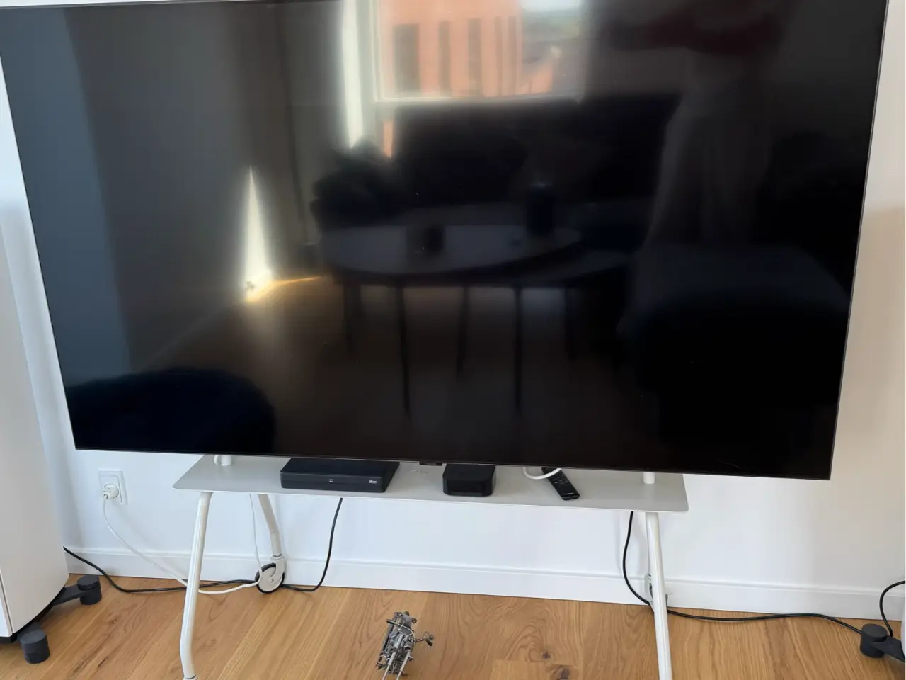 Billede 1 - Ejdrup TV bord