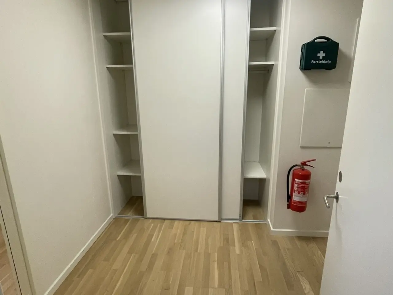 Billede 10 - Lyst kældekontorl centralt i Aarhus C