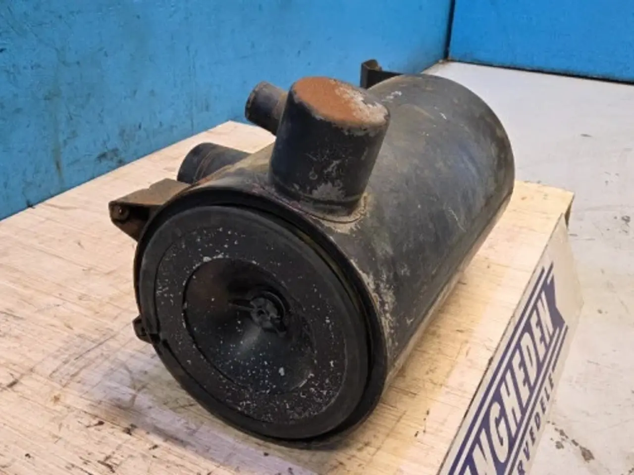 Billede 4 - Ford TW30 Luftfilterhus D8NN9600BC