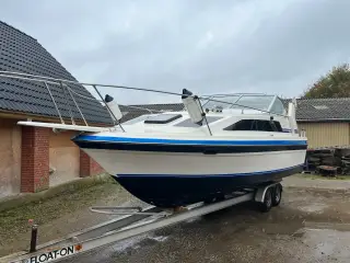 bayliner 2755 MED NY MOTOR