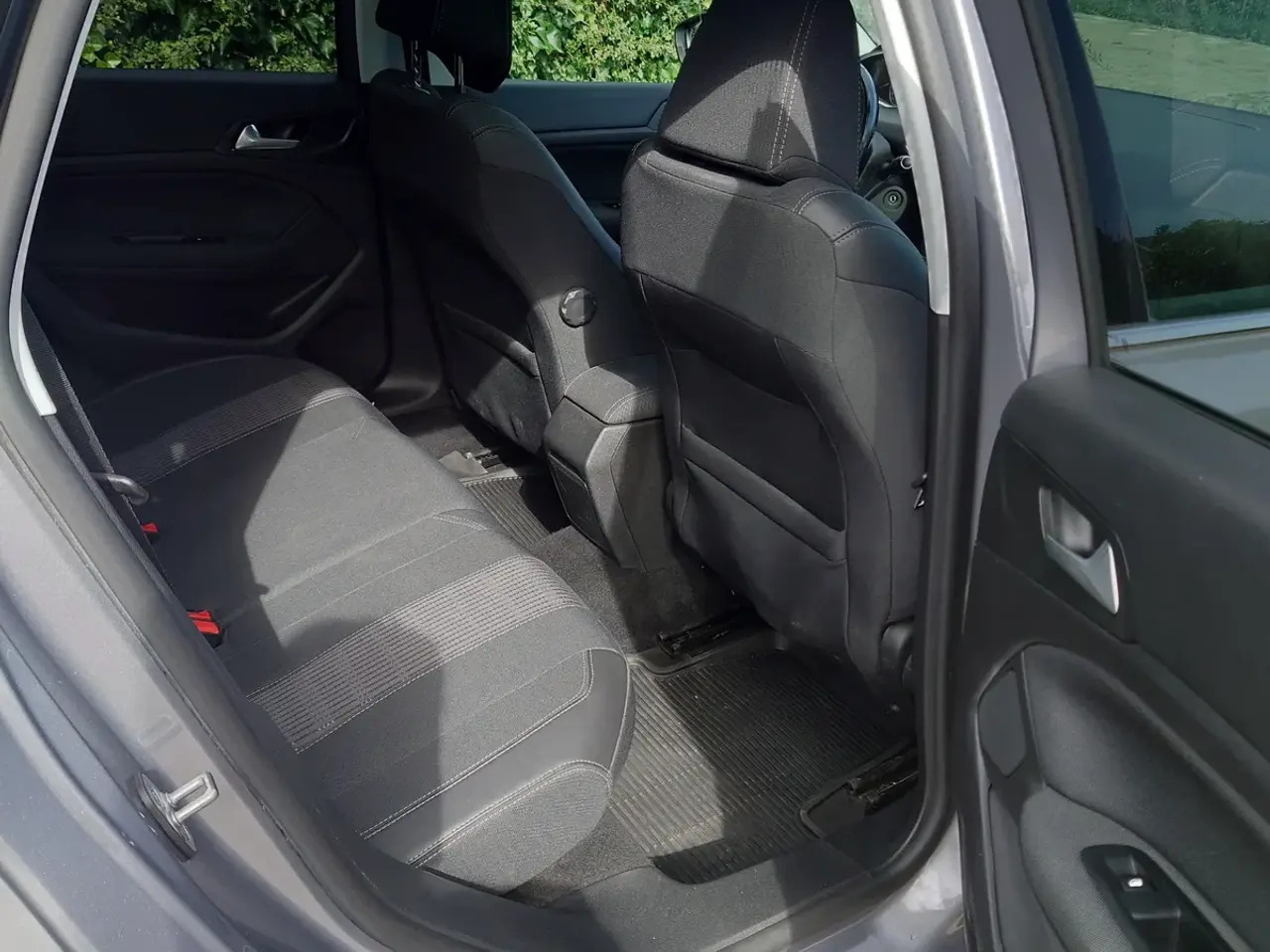Billede 15 - Peugeot 308 1,6 BlueHDi 120 Allure Sky SW