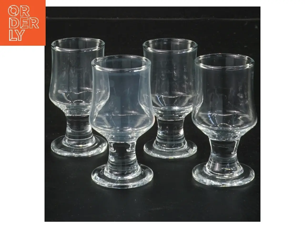 Billede 1 - 4 Hamlet Holmegaard glas (str. 4 stk Ø 4 cm længde 7,5 cm)