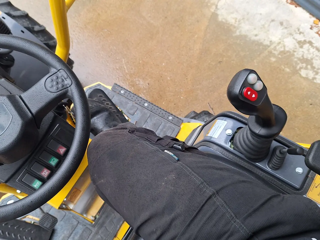 Billede 8 - Eurotrac W11 mellem arm