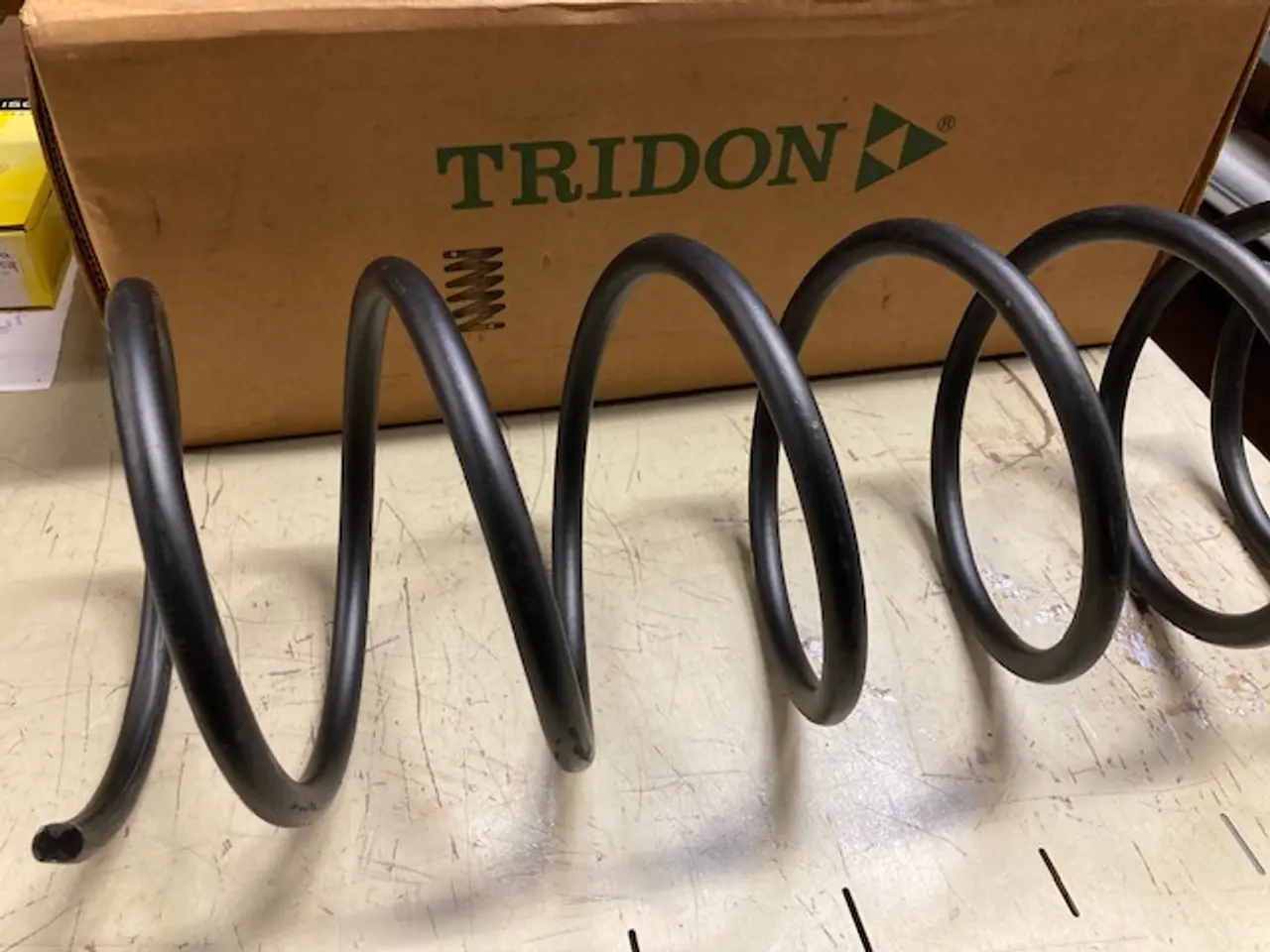 Billede 2 - Audi 100 C1 / C2 spiralfjedre