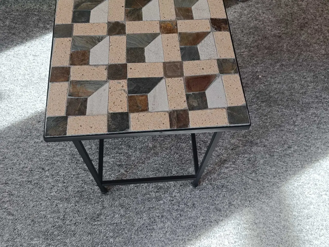 Billede 1 - Sidebord fra villa 