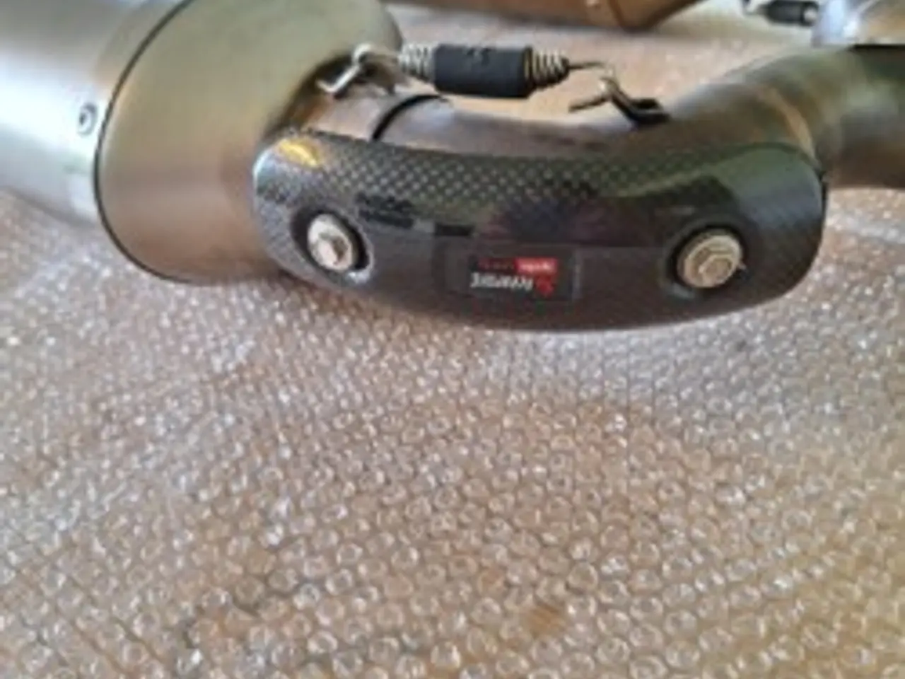 Billede 6 - Akrapovic Slip-on MC-udstødning Aprilia