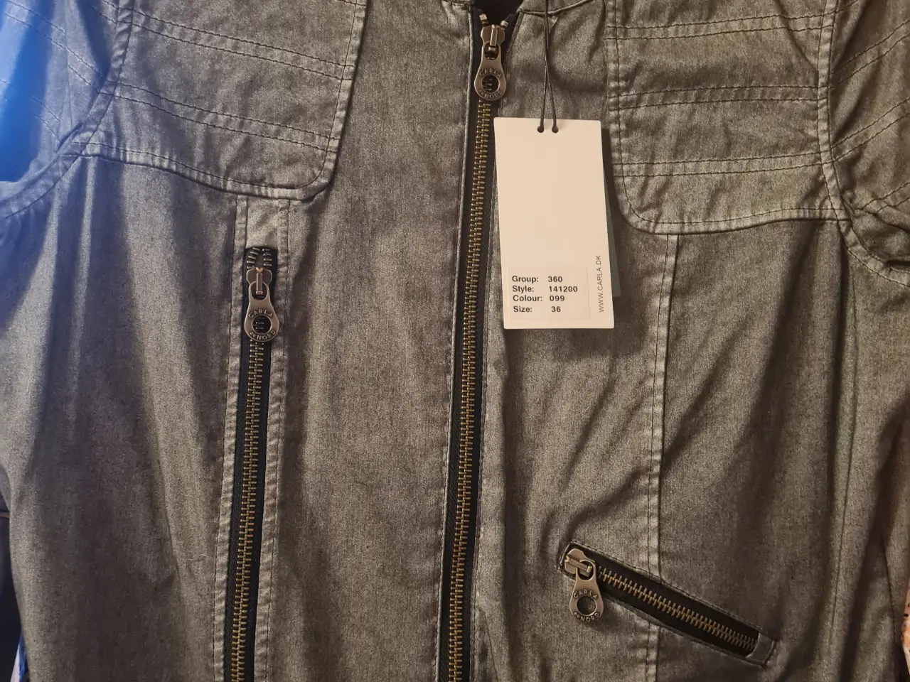 Billede 3 - Ny denim jakke str S 36