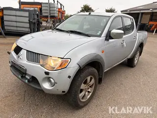 Personbil Mitsubishi L200 Intense