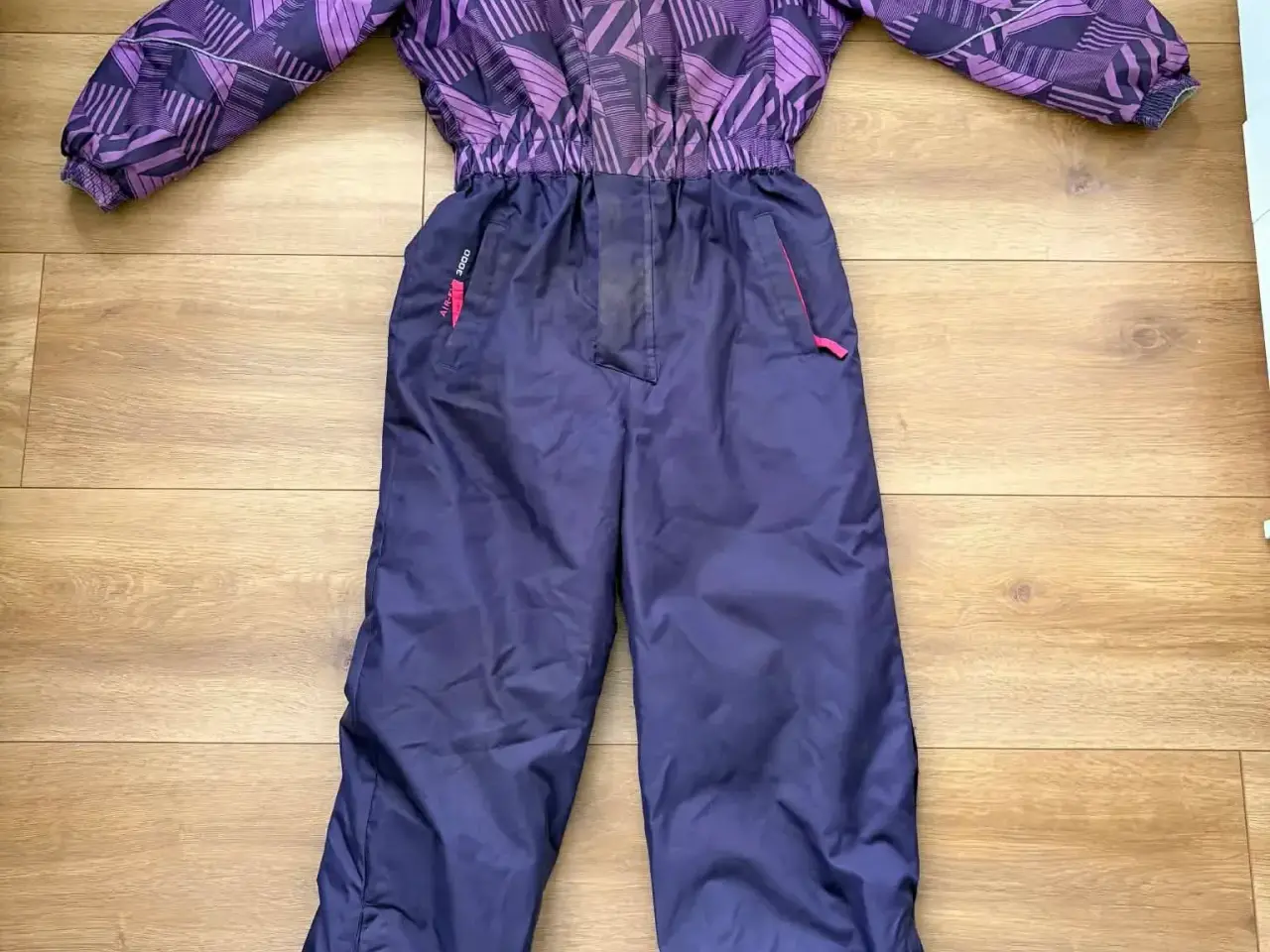 Billede 1 - Flyverdragt fra Color Kids