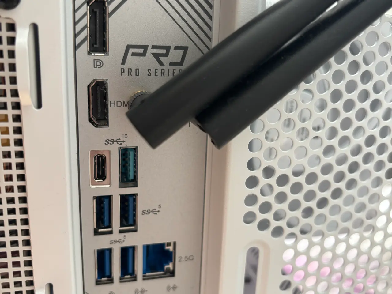 Billede 8 -  Hvid custom-build gaming PC 32gb ddr5 RAM RTX4060