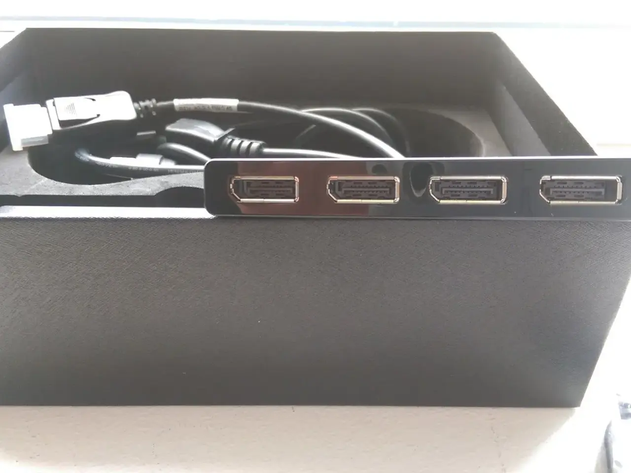 Billede 3 - Multi Stream Transport (MST) Hub Display