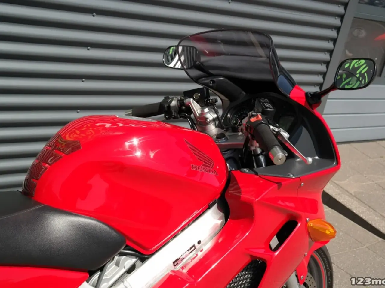 Billede 10 - Honda VFR 800 F MC-SYD BYTTER GERNE