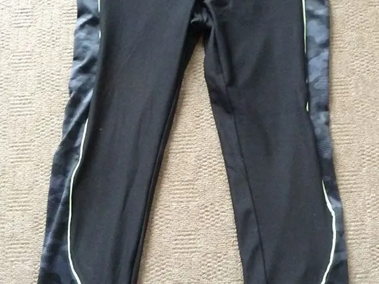 Billede 1 - Helt nye, ubrugte tights