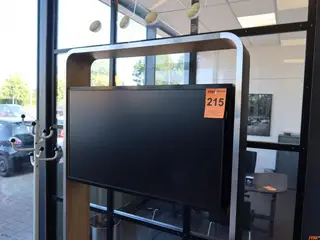 GULVSTANDER TV m