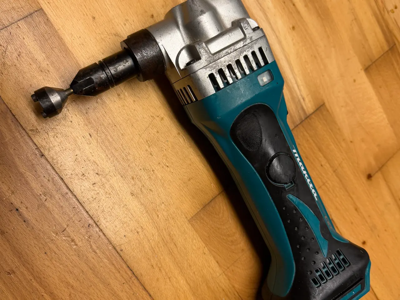 Billede 2 - Makita DJN161Z pladenipler
