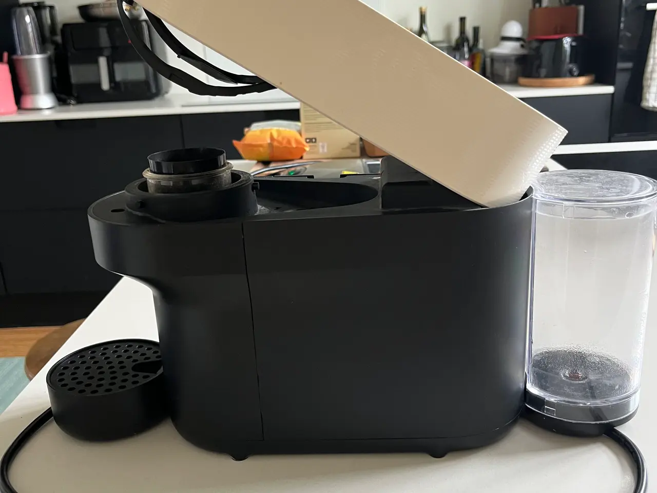 Billede 1 - Nespresso kaffemaskine 600 ml