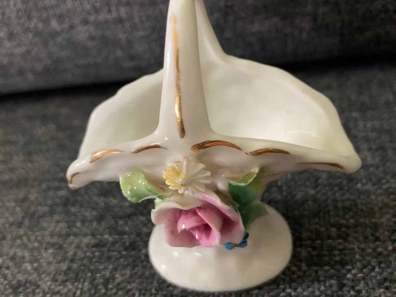 Billede 2 - Kurv i porcelæn 