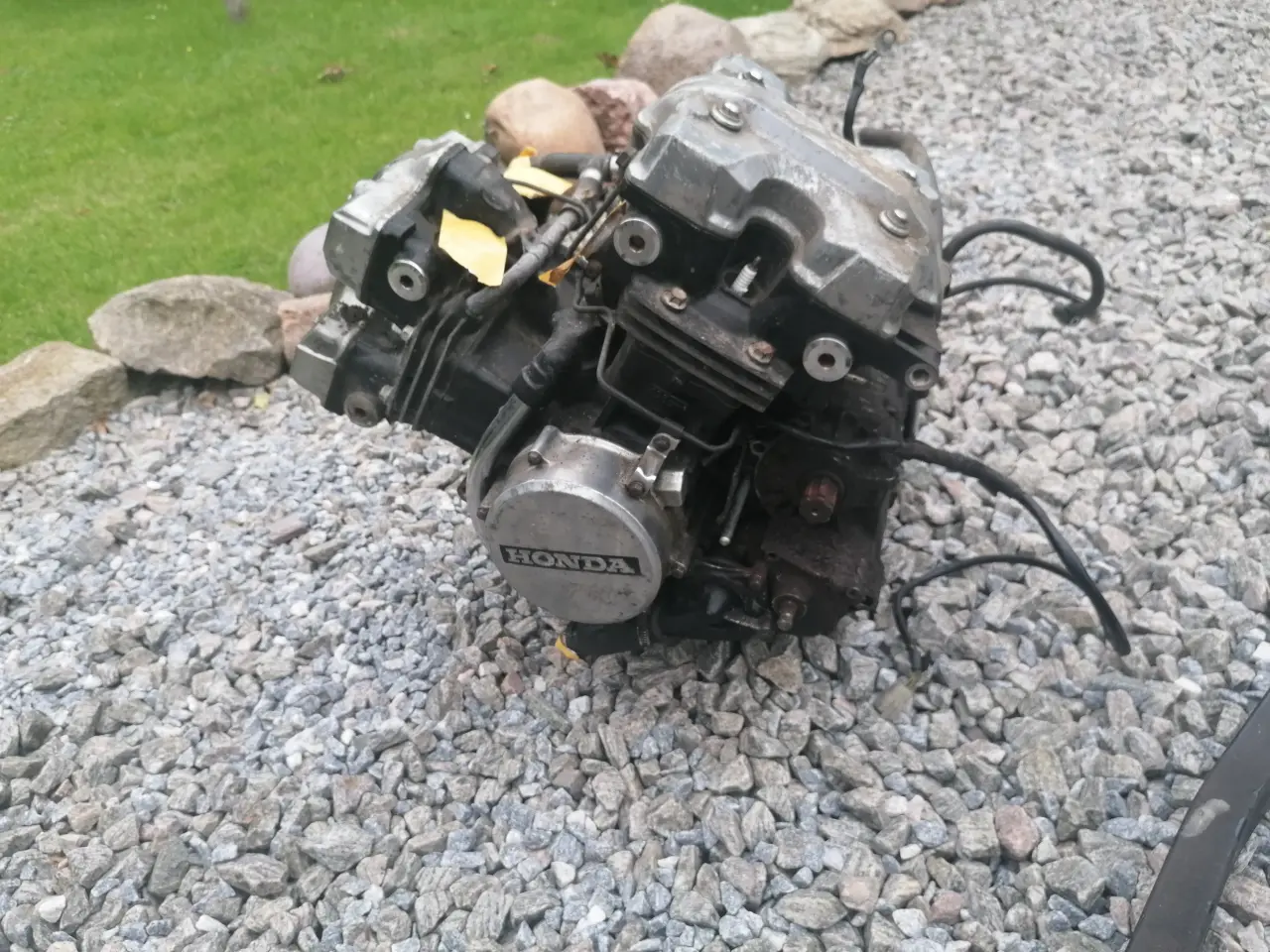 Billede 4 - Honda VF500 Magna V30 PC13 reservedele