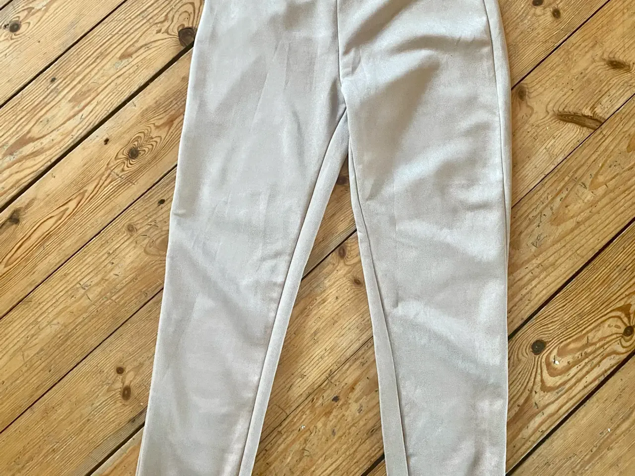 Billede 1 - Beige bukser M