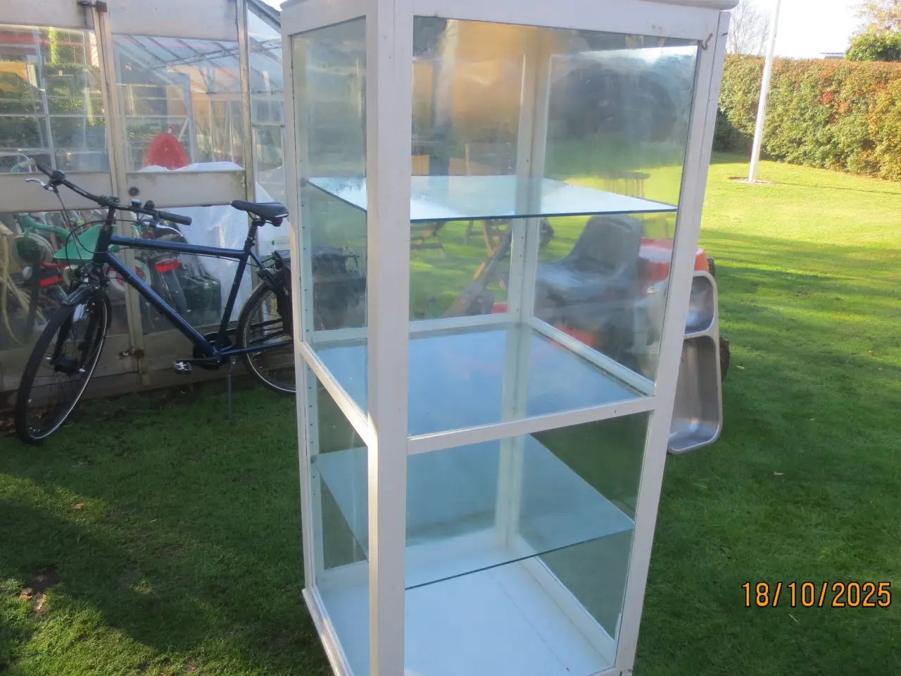Billede 4 - 1 stk Glas montre med 3 hylder