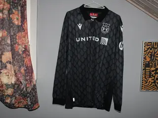 ⭐Wrexham Away Season 24/25 – lange ærmer⭐ 