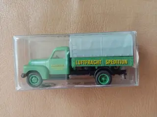 Brekina Hanomag L 26 lastbil fra Schenker speditio