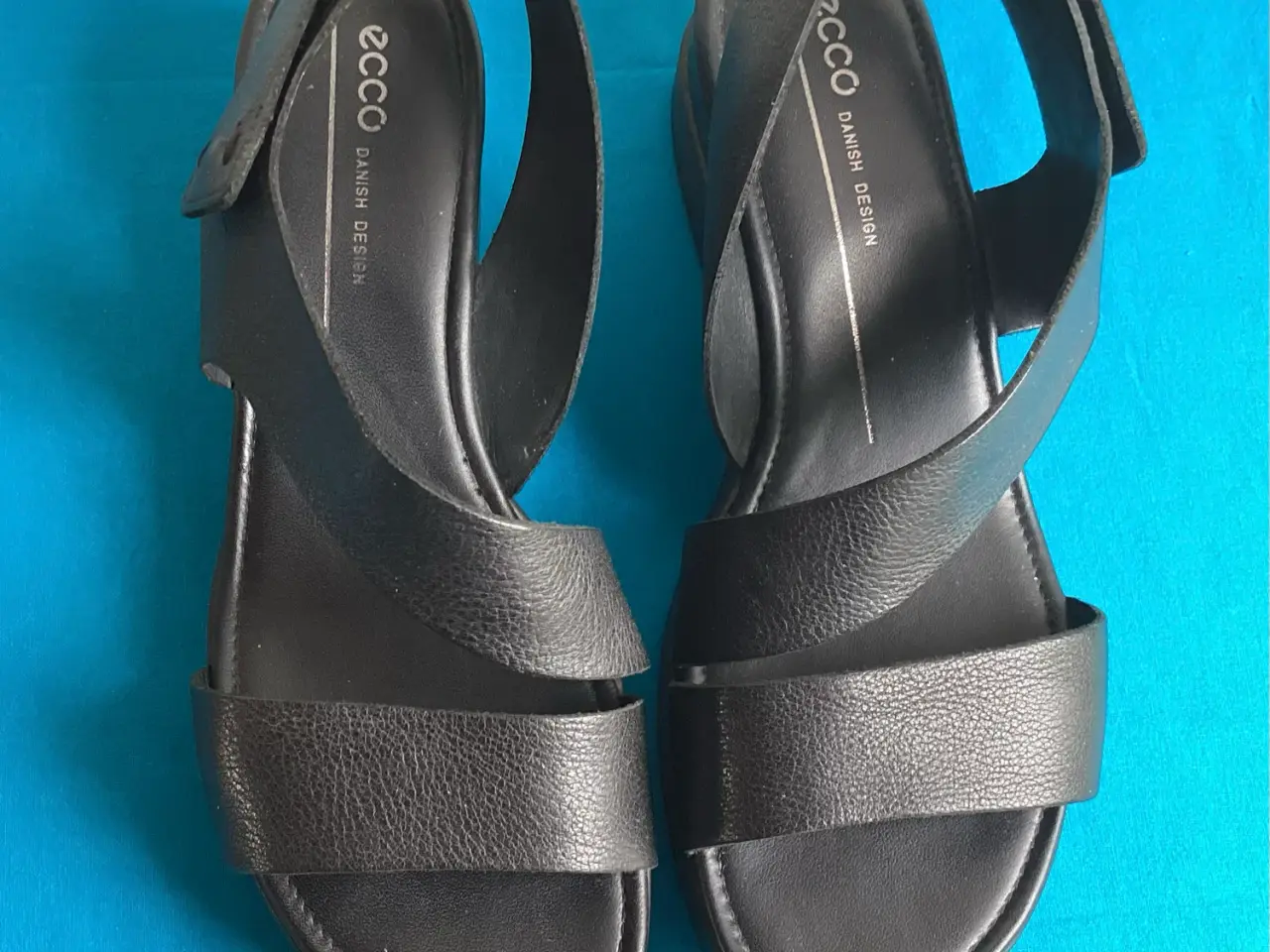 Billede 1 - Sorte sandaler ECCO str. 38. brugt en enkelt gang