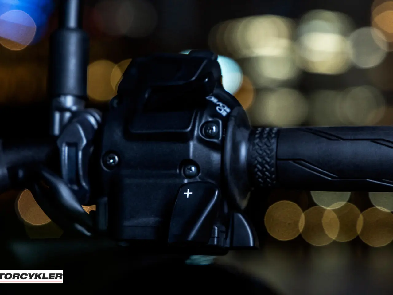 Billede 11 - Yamaha MT-09 Y-AMT Icon Blue