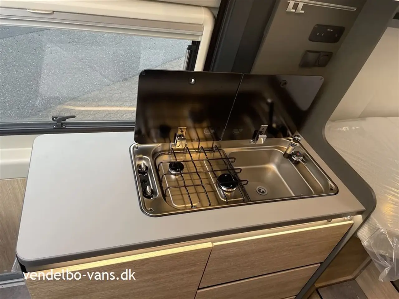 Billede 15 - 2024 - Dethleffs Globetrail CVD 600 ER Advantage   Korteste model med enkeltsenge - årets CamperVan 2024