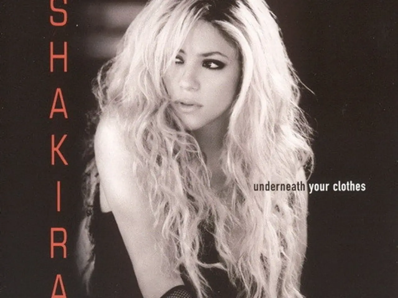 Billede 1 - Shakira – Underneath Your Clothes – CD