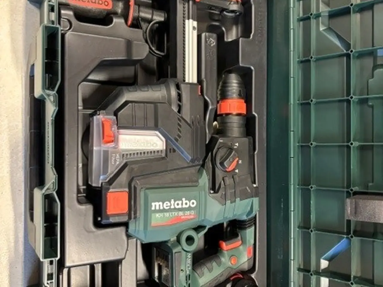 Billede 1 - Metabo borehammer 18V