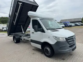Mercedes-Benz Sprinter 516