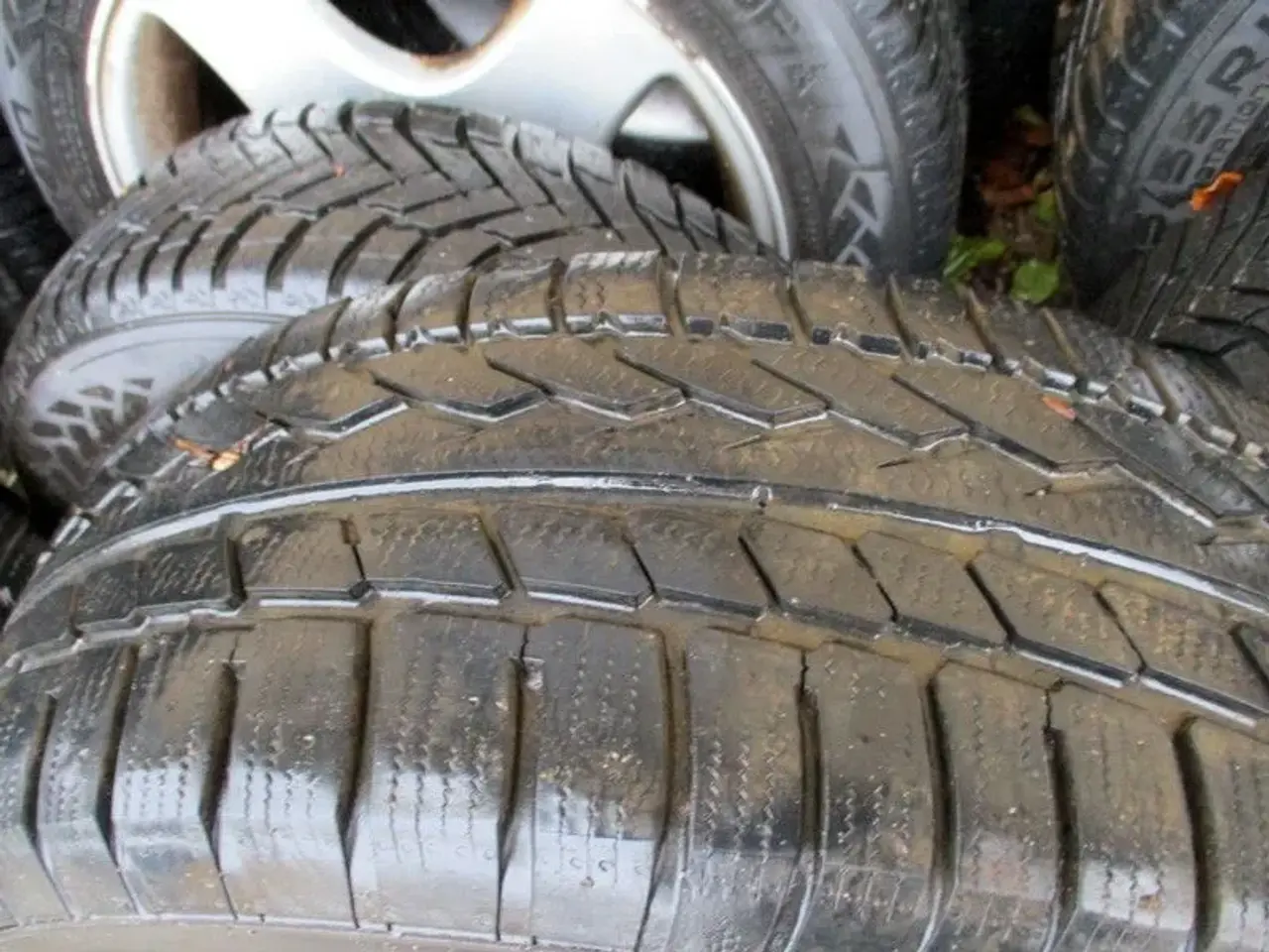 Billede 4 - 16" Landrover 5X165 ET8 235/70/16" vinterdæk