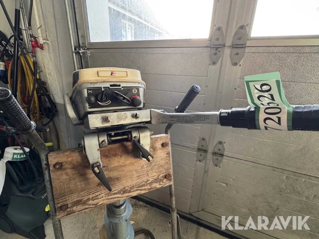 Billede 5 - Bådmotor Evinrude 99 - BE10BACON Lamg benet - 1 styk