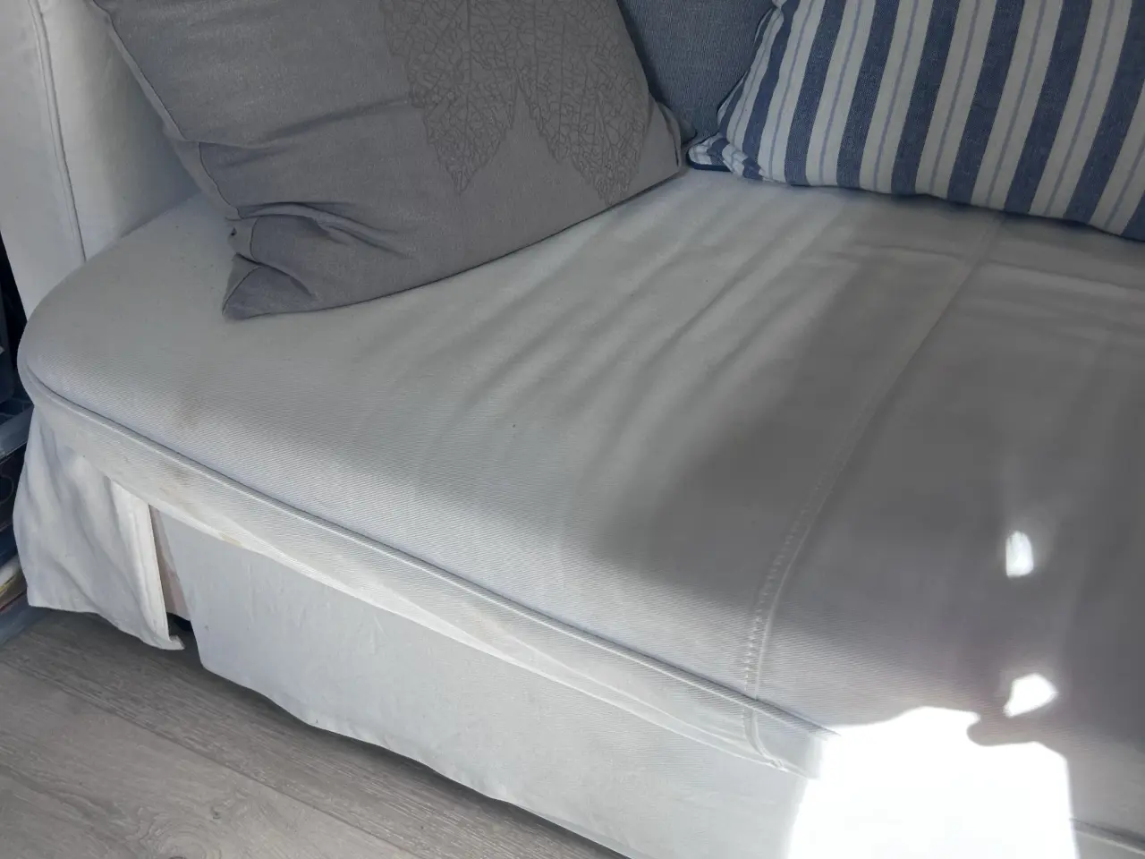 Billede 2 - Sovesofa med vaskbart betræk