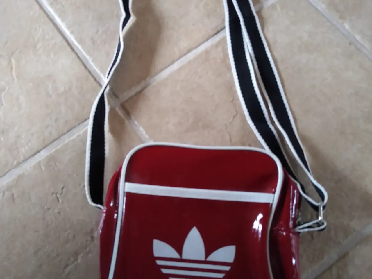 Billede 1 - adidas skuldertaske rød