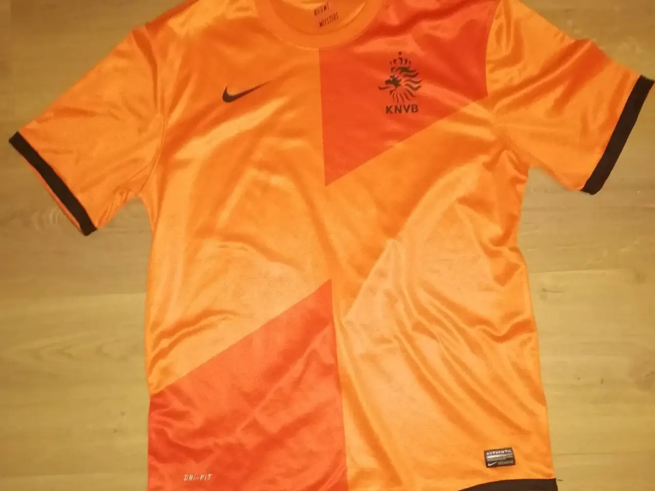 Billede 2 - SOM NY, HOLLAND EM 2012 TRØJE, STR.L