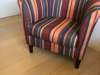 2 lave lænestole med stof