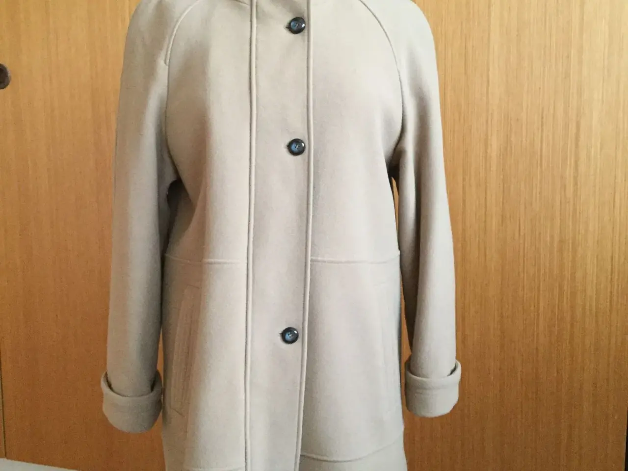 Billede 8 - Herluf design.  Vinterfrakke str. 36